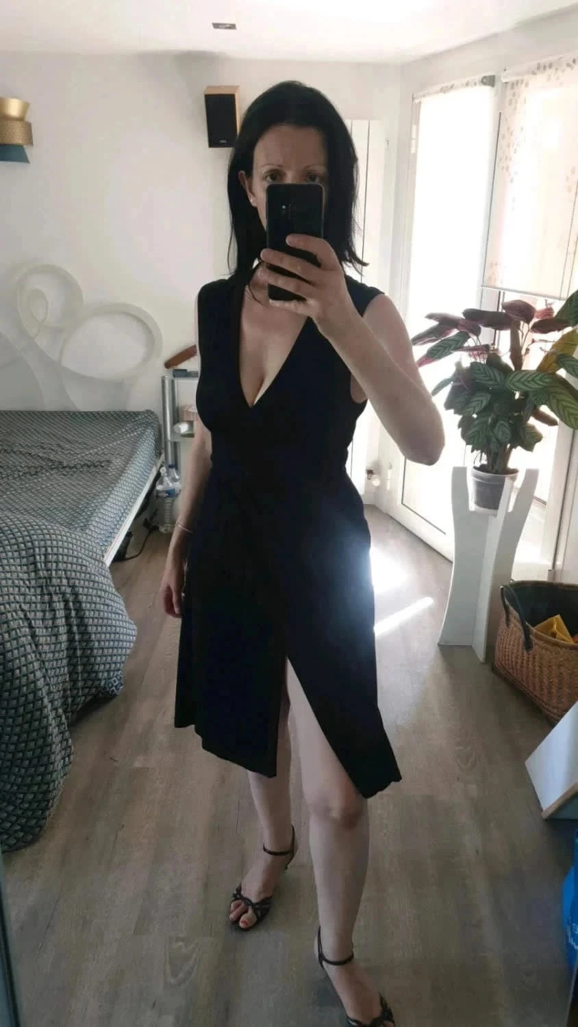 Petite robe noire Esprit taille S – photo 5